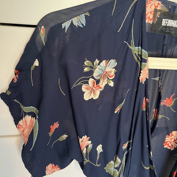 Reformation kimono sleeves wrap dress - Picture 2 of 5